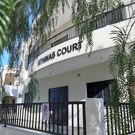 Athinas Court Aparthotel Πάφος Εξωτερικό φωτογραφία