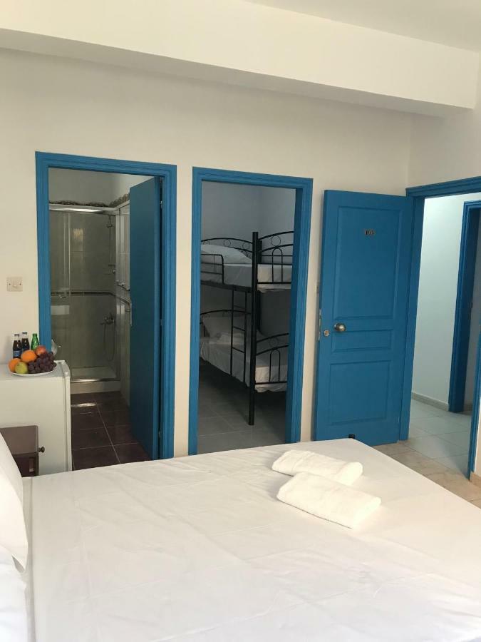Athinas Court Aparthotel Πάφος Εξωτερικό φωτογραφία
