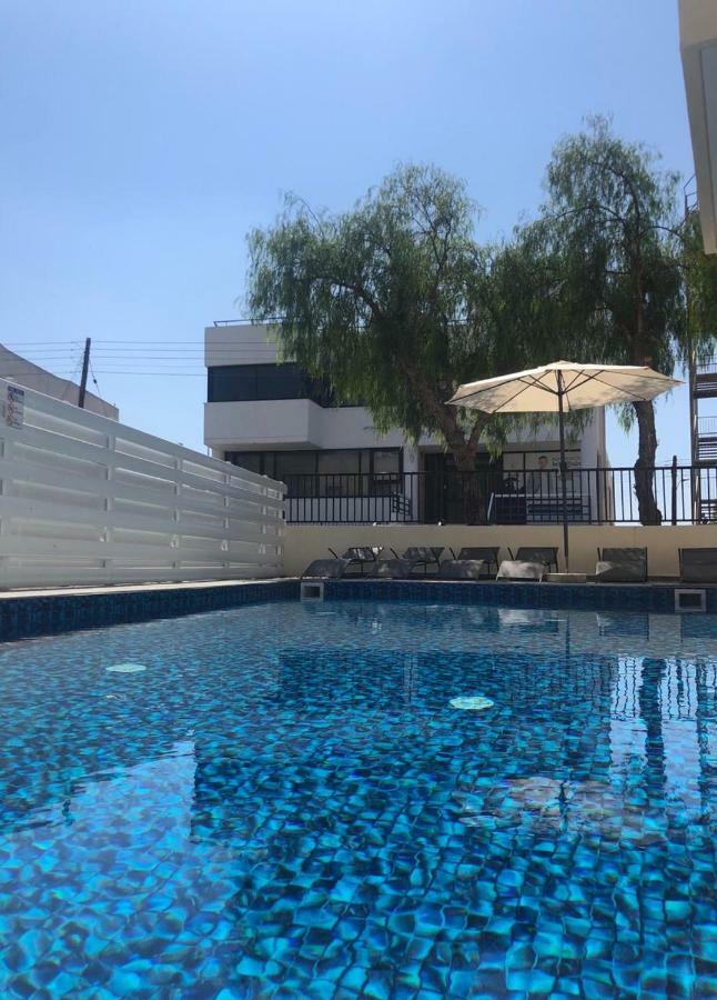 Athinas Court Aparthotel Πάφος Εξωτερικό φωτογραφία